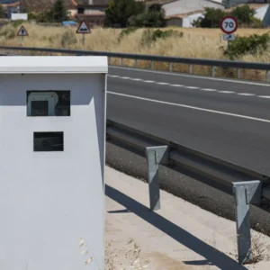 Detectores/ avisadores de radar